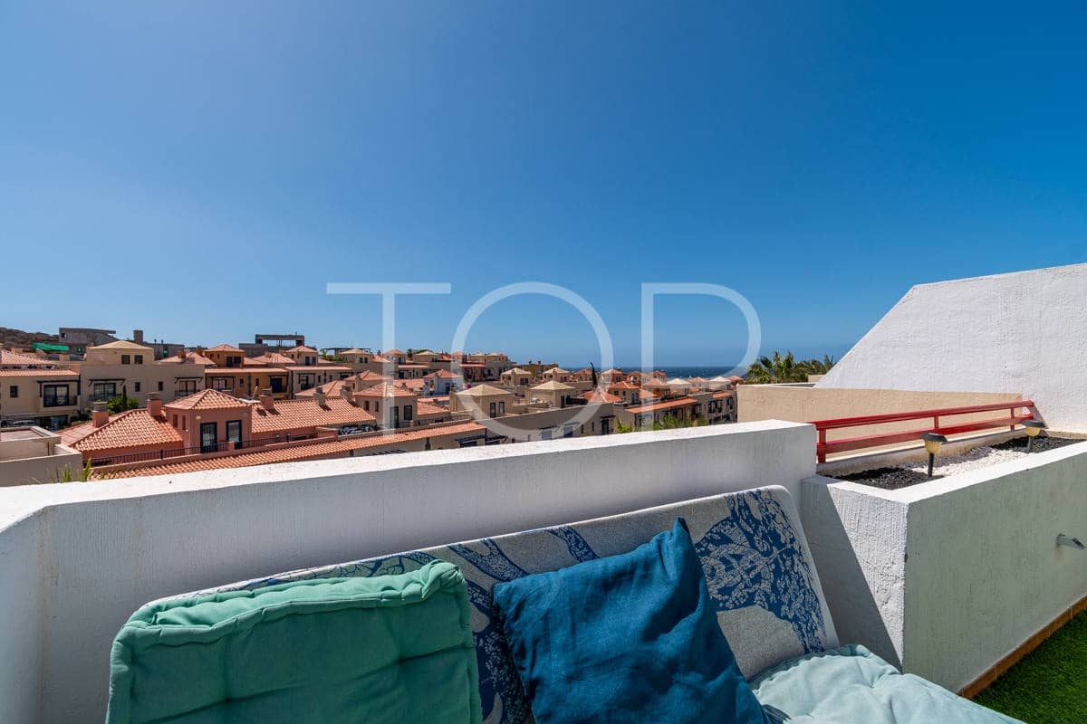 2 soveværelse Penthouse til salg i Palm-Mar med swimmingpool garage - € 399.000 (Ref: 8912461)