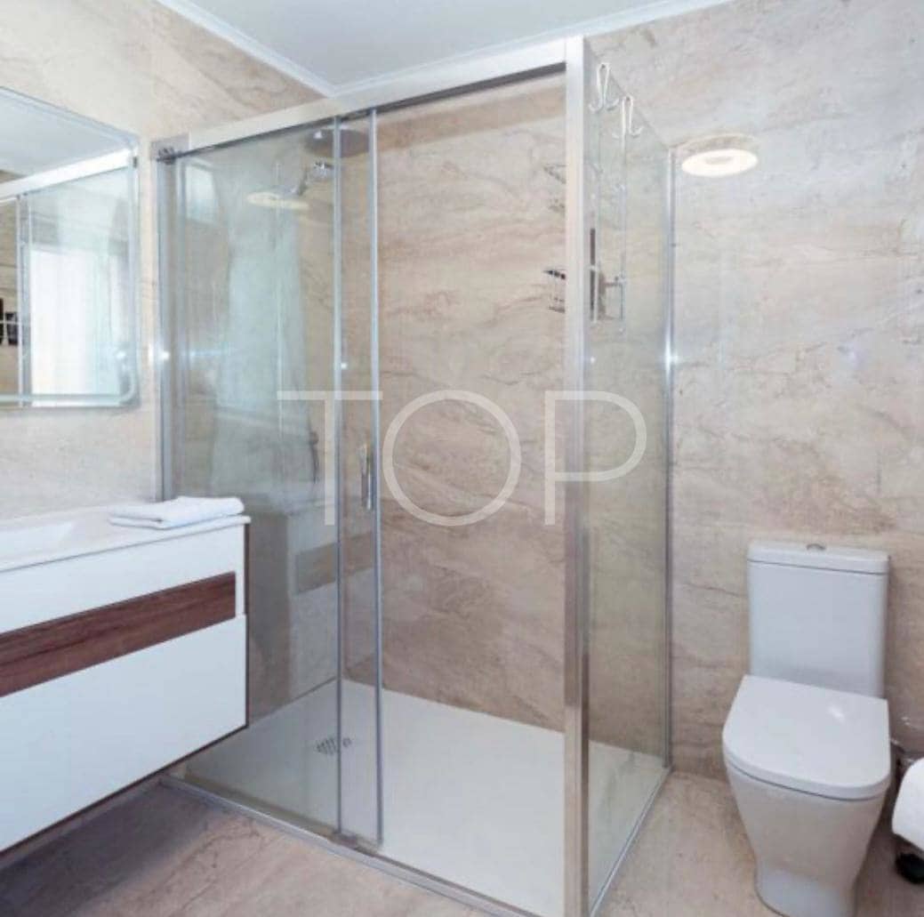 5 chambre Villa/Maison à vendre à Adeje avec piscine garage - 1 880 000 € (Ref: 8920879)