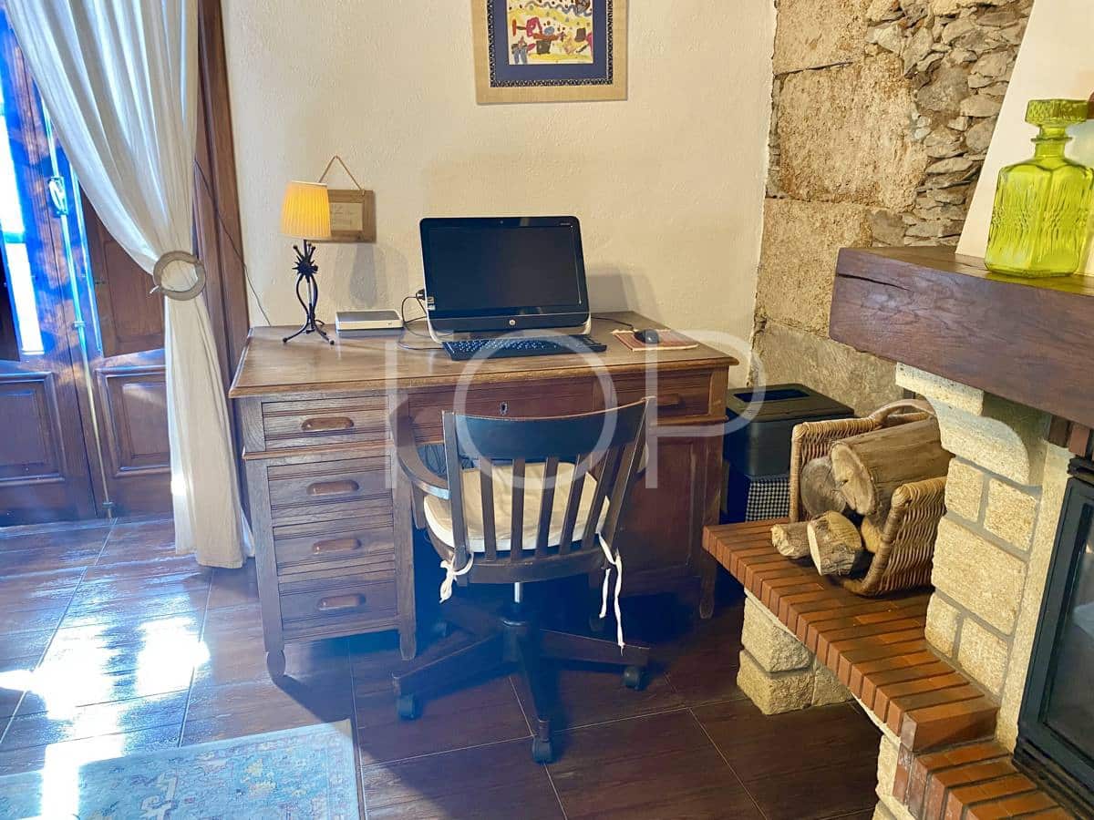 5 soveværelse Byhus til salg i Charco del Pino med swimmingpool - € 880.000 (Ref: 8931730)