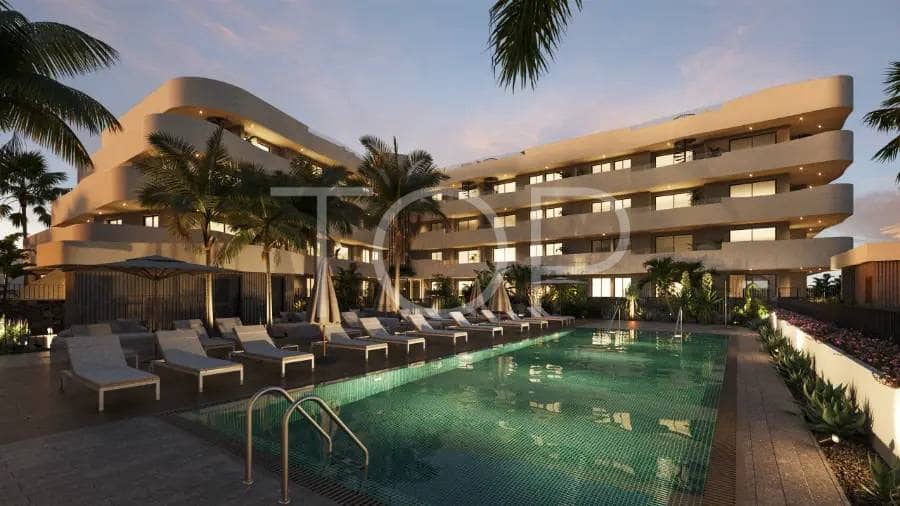 2 chambre Penthouse à vendre à El Medano avec piscine garage - 451 000 € (Ref: 8931731)