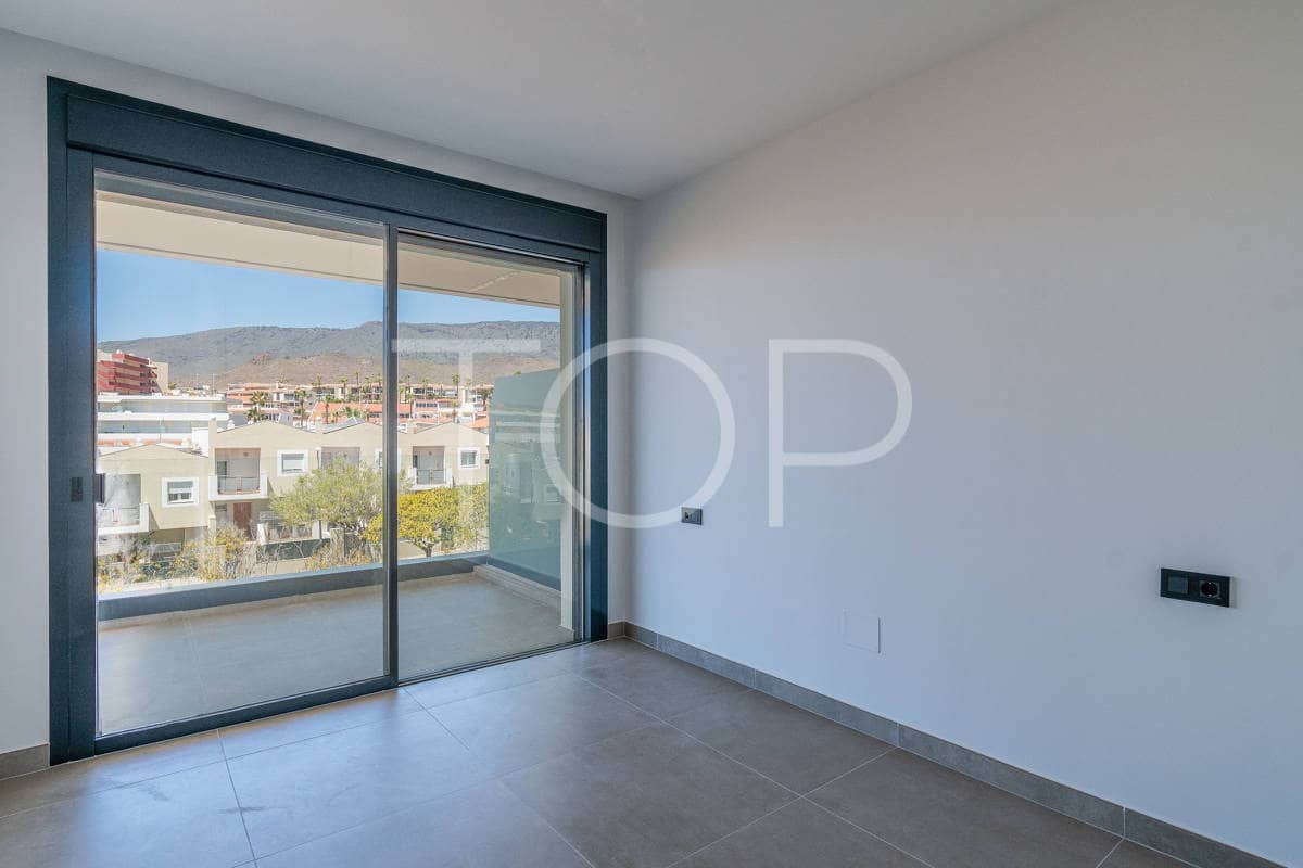 3 soveværelse Penthouse til salg i Fanabe med swimmingpool garage - € 1.295.000 (Ref: 8941022)