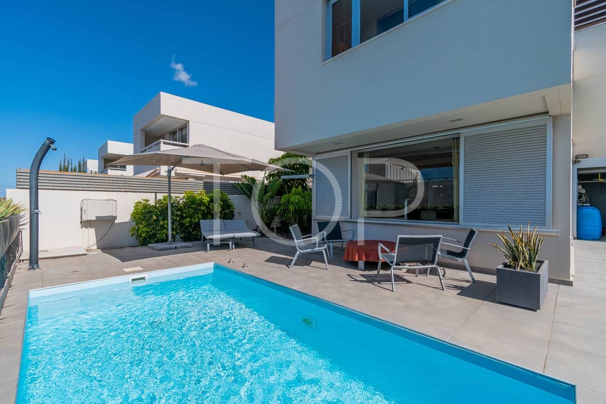 3 chambre Villa/Maison à vendre à Chayofa avec garage - 850 000 € (Ref: 8945683)