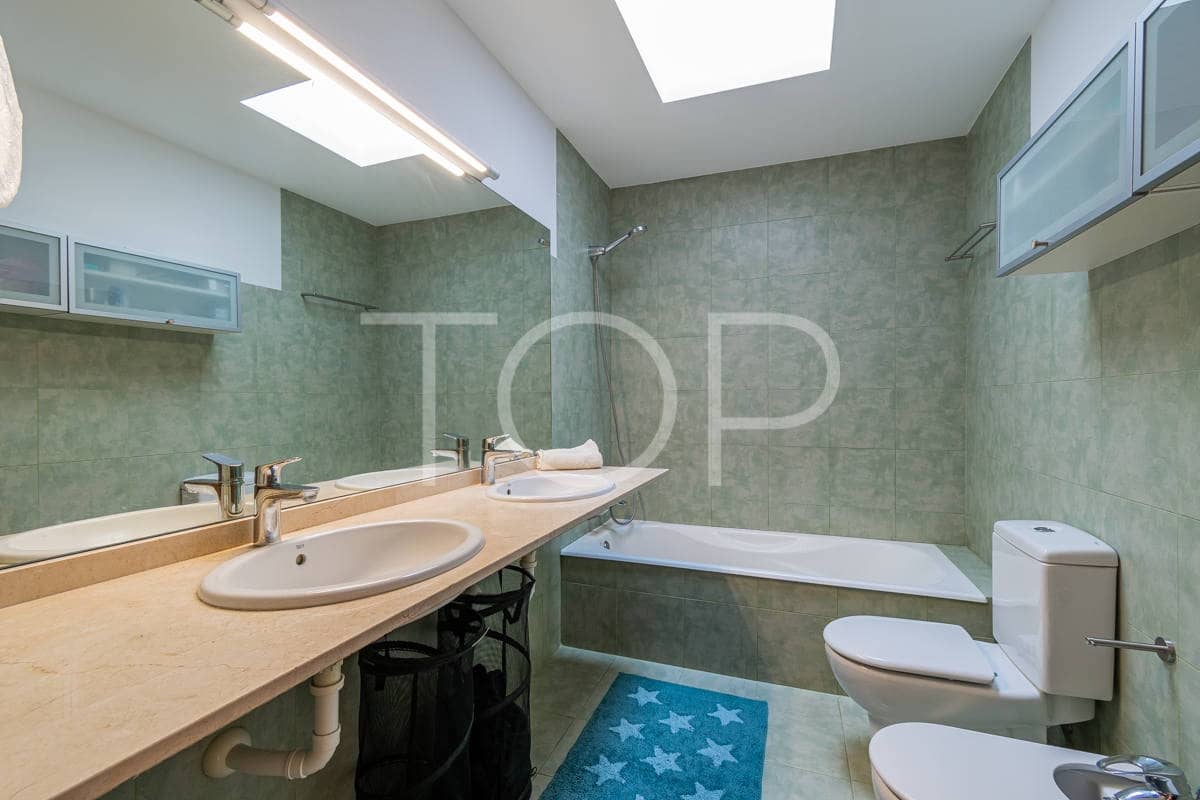 3 chambre Villa/Maison à vendre à Chayofa avec garage - 850 000 € (Ref: 8945683)