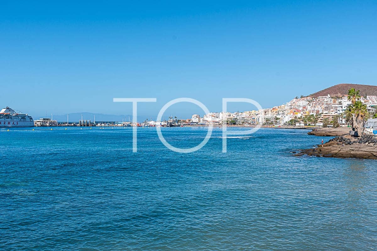 2 soverom Leilighet til salgs i Los Cristianos med svømmebasseng garasje - € 674 080 (Ref: 8952385)