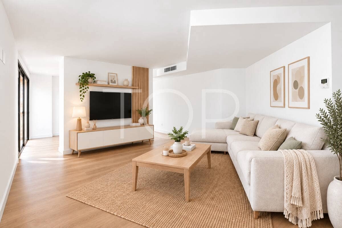 2 bedroom Flat for sale in Los Cristianos with pool garage - € 674,080 (Ref: 8952385)