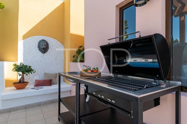 2 slaapkamer Penthouse te koop in Los Cristianos, Arona met garage - € 691.130 (Ref: 8953908)
