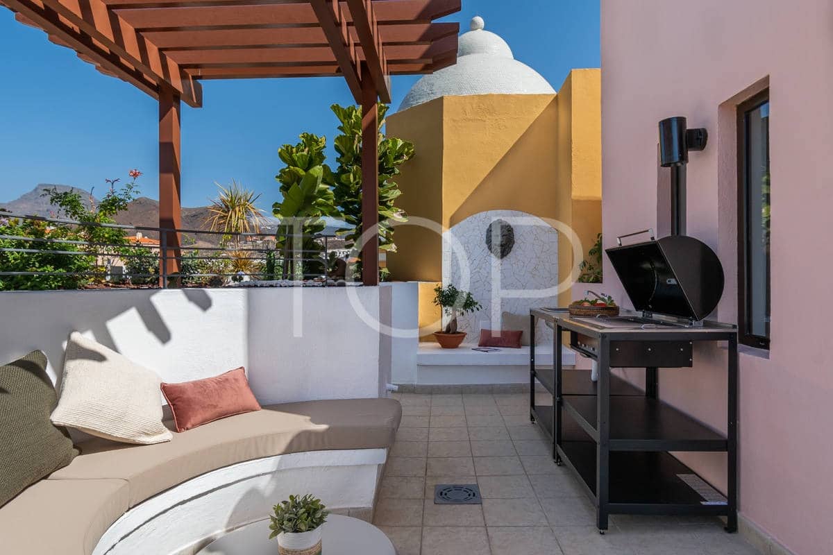 2 slaapkamer Penthouse te koop in Los Cristianos met garage - € 691.130 (Ref: 8953908)