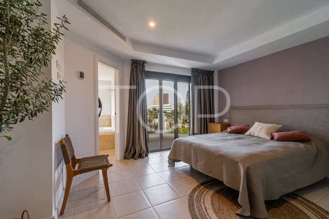 2 slaapkamer Penthouse te koop in Los Cristianos, Arona met garage - € 691.130 (Ref: 8953908)
