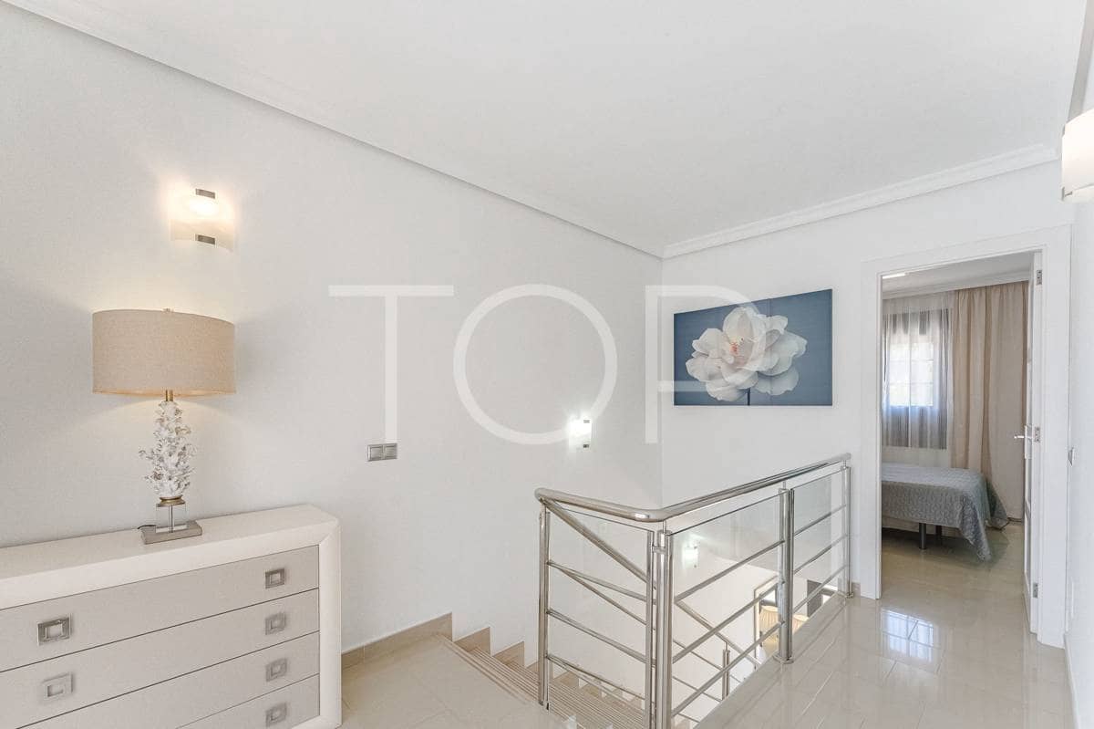 3 soveværelse Rækkehus til salg i La Caleta Adeje med swimmingpool garage - € 1.195.000 (Ref: 8987819)