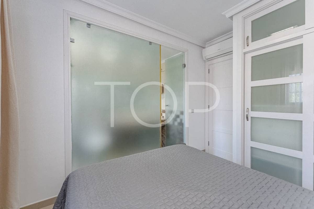 3 soveværelse Rækkehus til salg i La Caleta Adeje med swimmingpool garage - € 1.195.000 (Ref: 8987819)