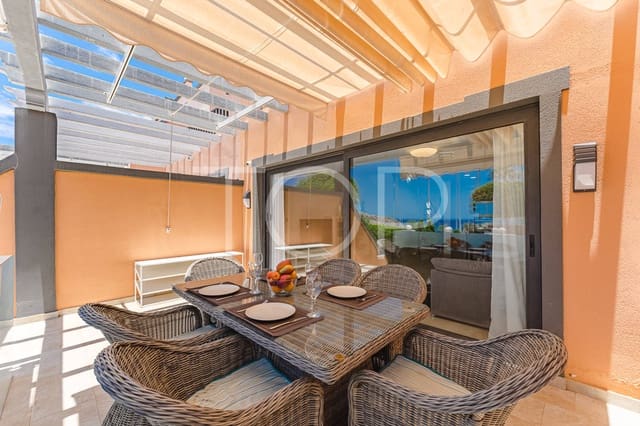 3 Zimmer Reihenhaus zu verkaufen in La Caleta Adeje, Adeje mit Pool Garage - 1.195.000 € (Ref: 8987819)