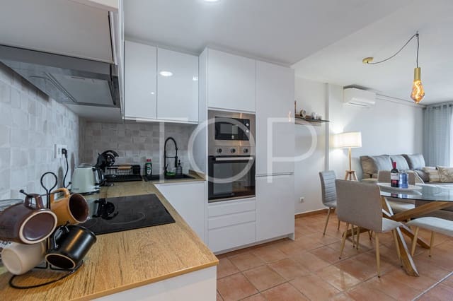 2 chambre Appartement à vendre à Callao Salvaje - Playa Paraíso, Adeje avec piscine garage - 375 000 € (Ref: 8998029)