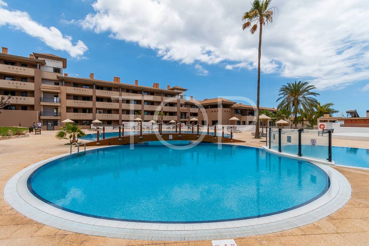 2 bedroom Flat for sale in Adeje with pool garage - € 375,000 (Ref: 8998029)