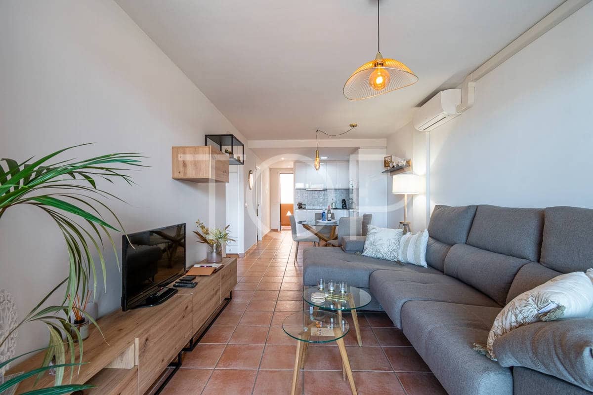 2 bedroom Flat for sale in Adeje with pool garage - € 375,000 (Ref: 8998029)