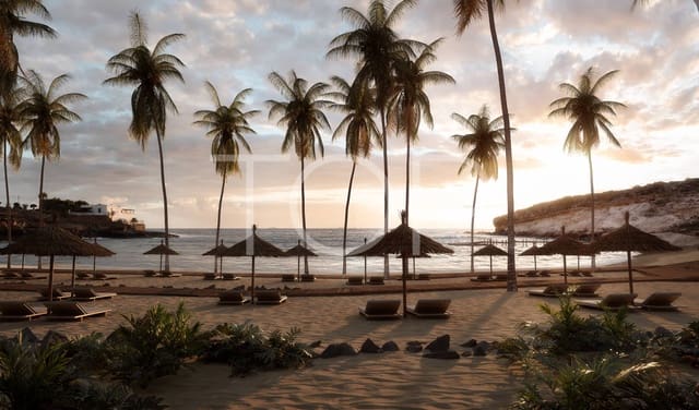 2 slaapkamer Villa te koop in Callao Salvaje - Playa Paraíso, Adeje met zwembad - € 1.378.195 (Ref: 9068389)