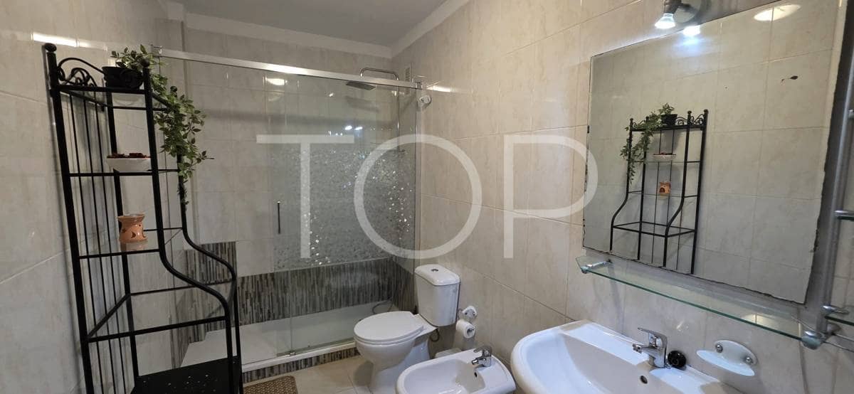 2 soverom Leilighet til salgs i Adeje med svømmebasseng - € 285 000 (Ref: 9088305)