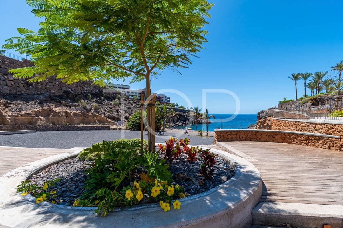 2 soverom Leilighet til salgs i Adeje med svømmebasseng - € 285 000 (Ref: 9088305)