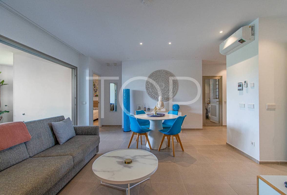 1 soverom Leilighet til salgs i Palm-Mar med svømmebasseng garasje - € 394 000 (Ref: 9101841)