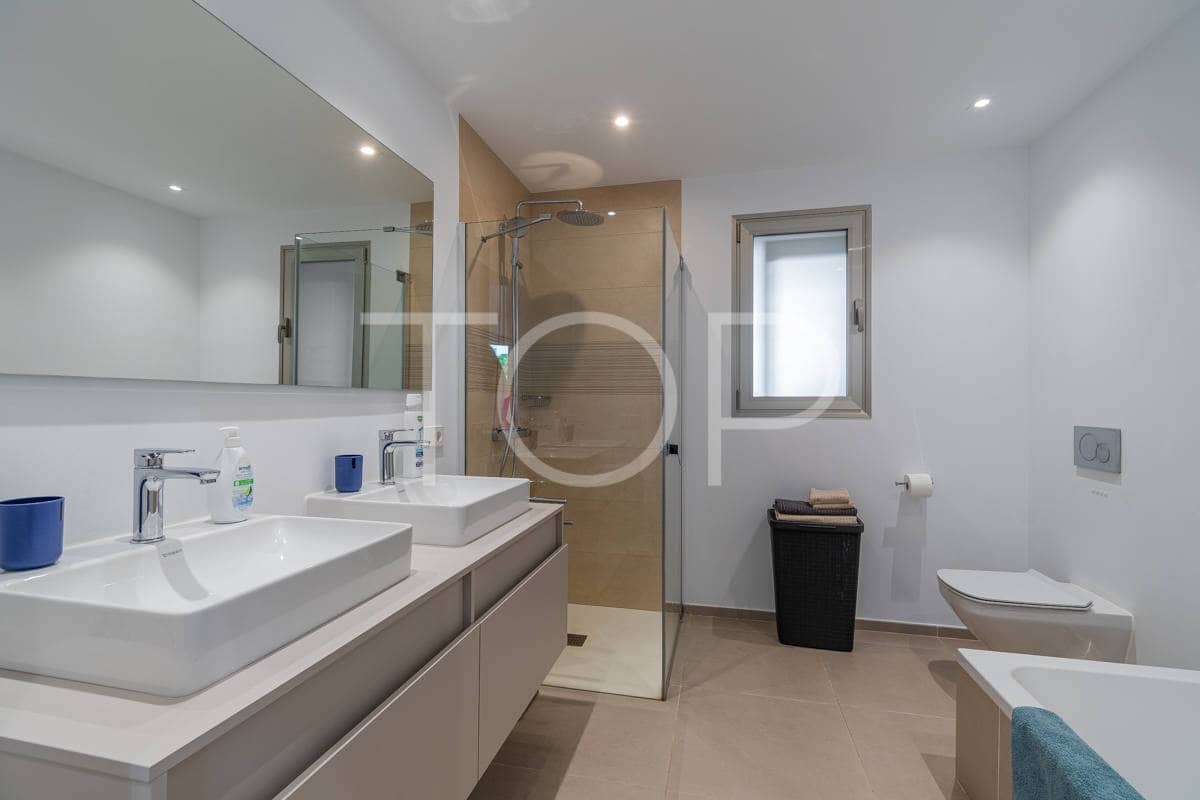 1 soverom Leilighet til salgs i Palm-Mar med svømmebasseng garasje - € 394 000 (Ref: 9101841)