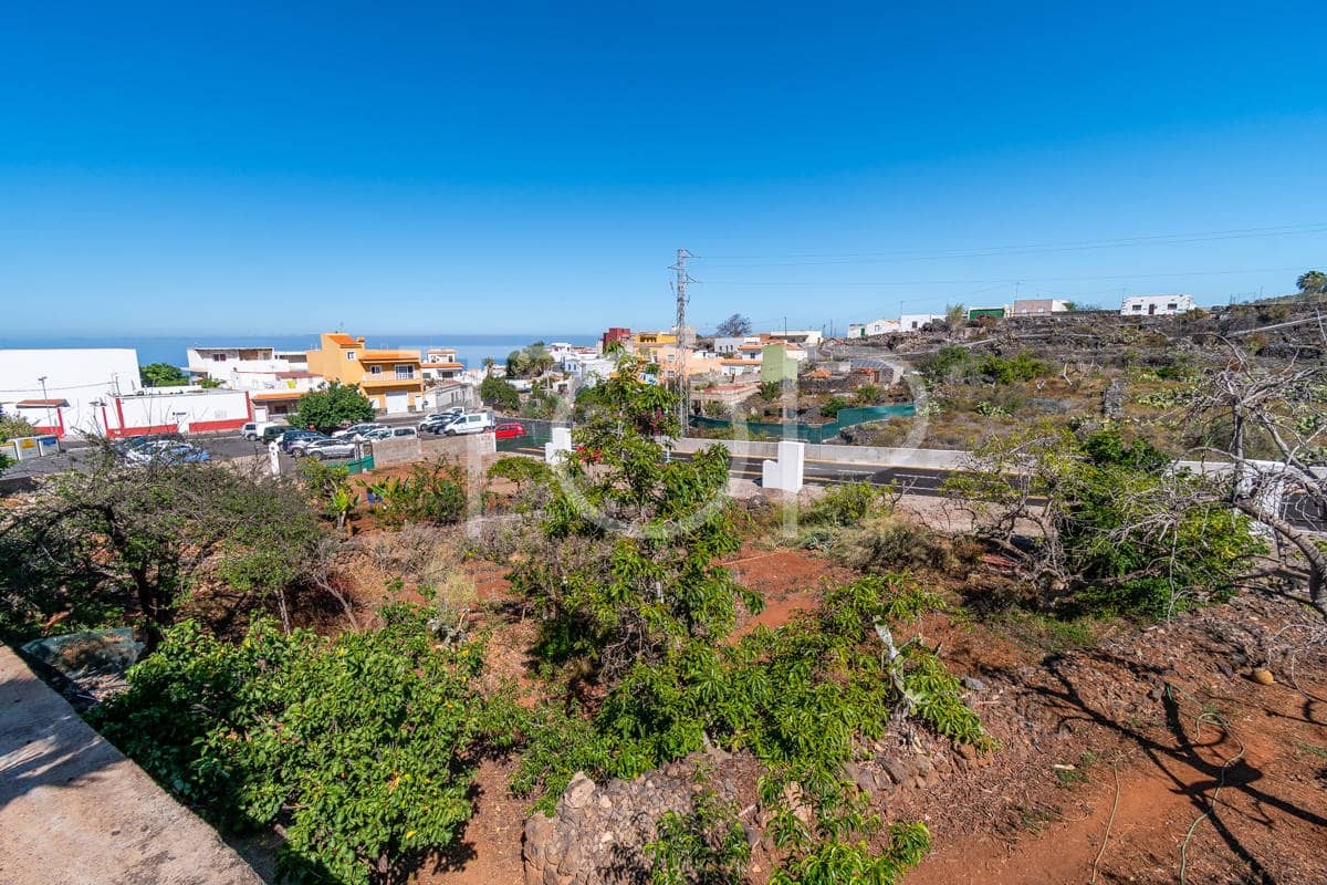 Grunde uden byggetilladelser til salg i Guia de Isora - € 267.500 (Ref: 9111702)