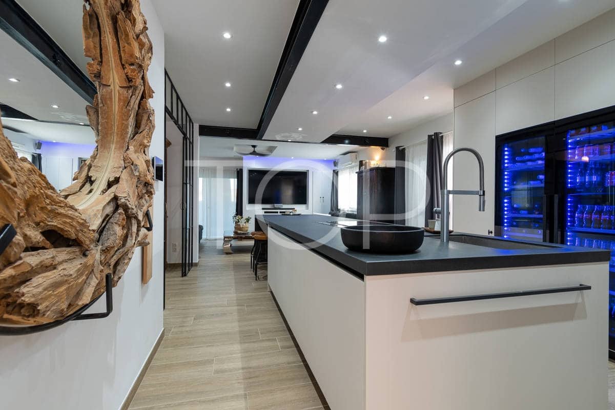 3 slaapkamer Villa te koop in Costa del Silencio met zwembad garage - € 998.000 (Ref: 9124365)