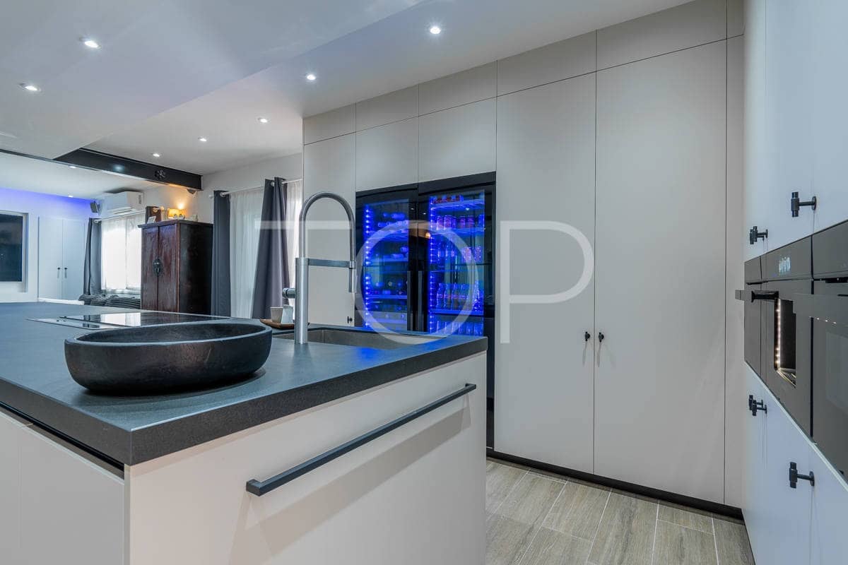 3 slaapkamer Villa te koop in Costa del Silencio met zwembad garage - € 998.000 (Ref: 9124365)