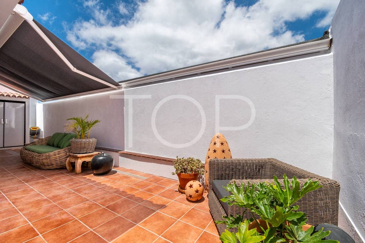 3 slaapkamer Villa te koop in Costa del Silencio met zwembad garage - € 998.000 (Ref: 9124365)