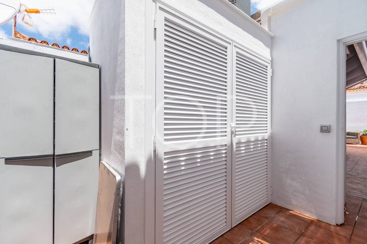 3 slaapkamer Villa te koop in Costa del Silencio met zwembad garage - € 998.000 (Ref: 9124365)