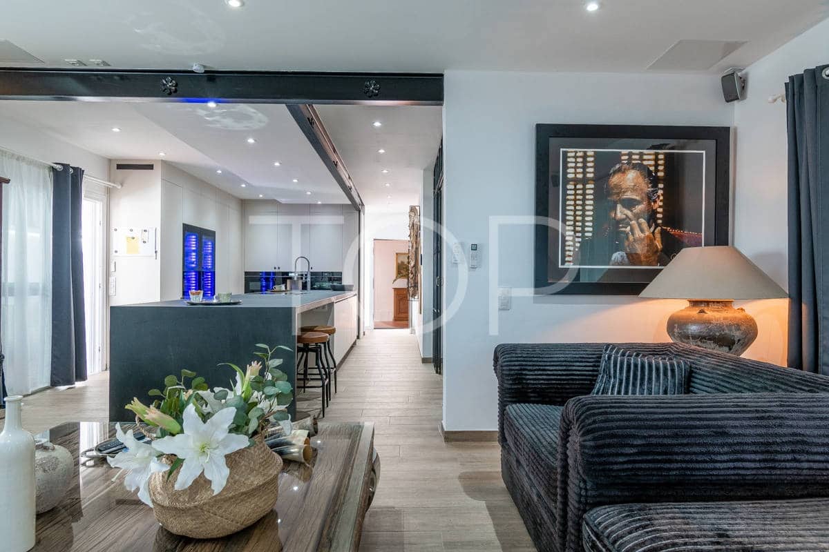 3 slaapkamer Villa te koop in Costa del Silencio met zwembad garage - € 998.000 (Ref: 9124365)