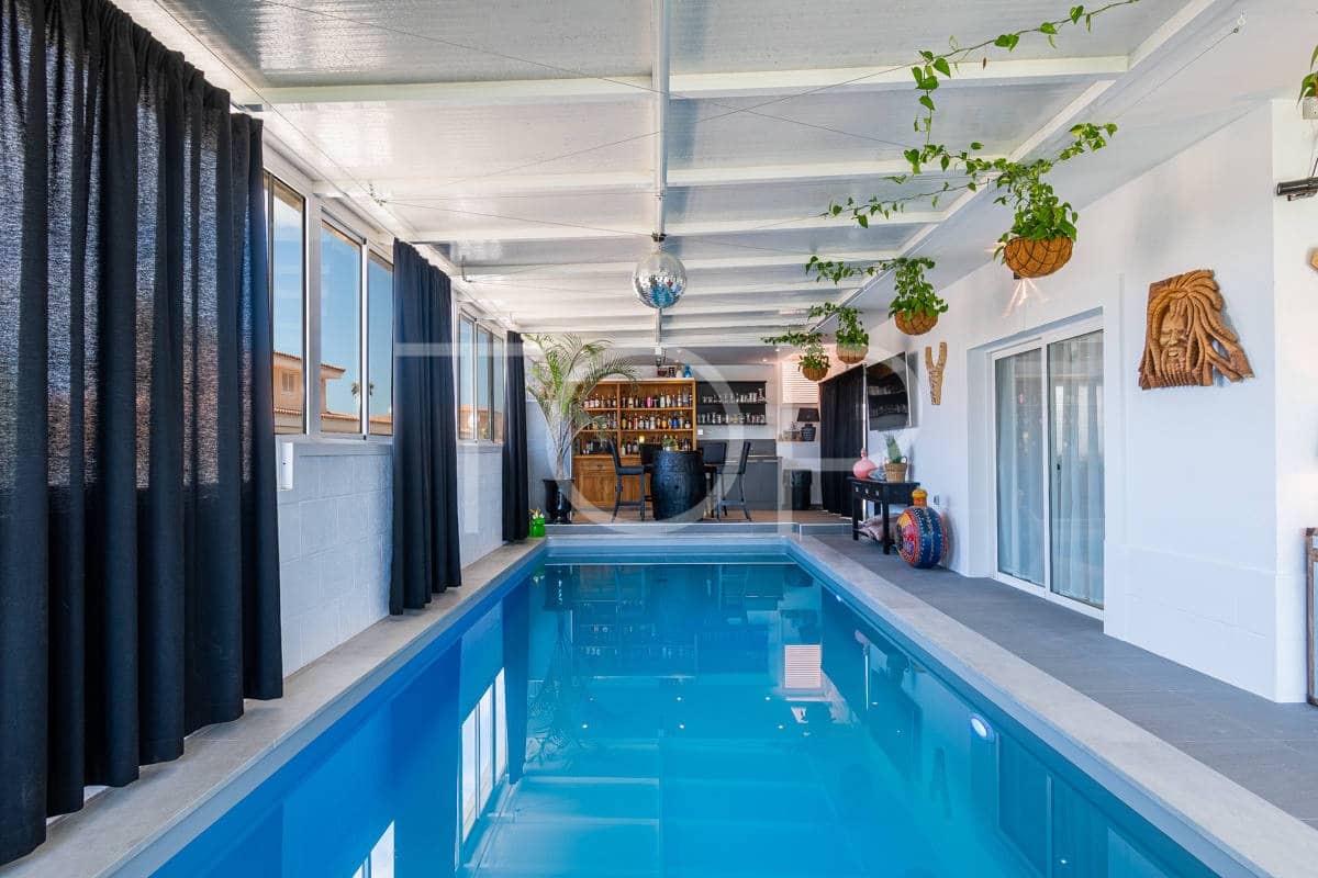 3 slaapkamer Villa te koop in Costa del Silencio met zwembad garage - € 998.000 (Ref: 9124365)