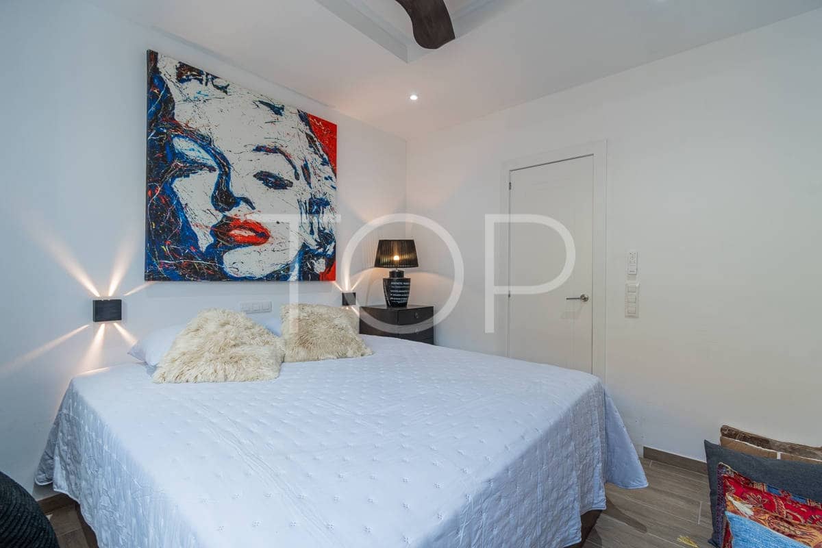 3 slaapkamer Villa te koop in Costa del Silencio met zwembad garage - € 998.000 (Ref: 9124365)