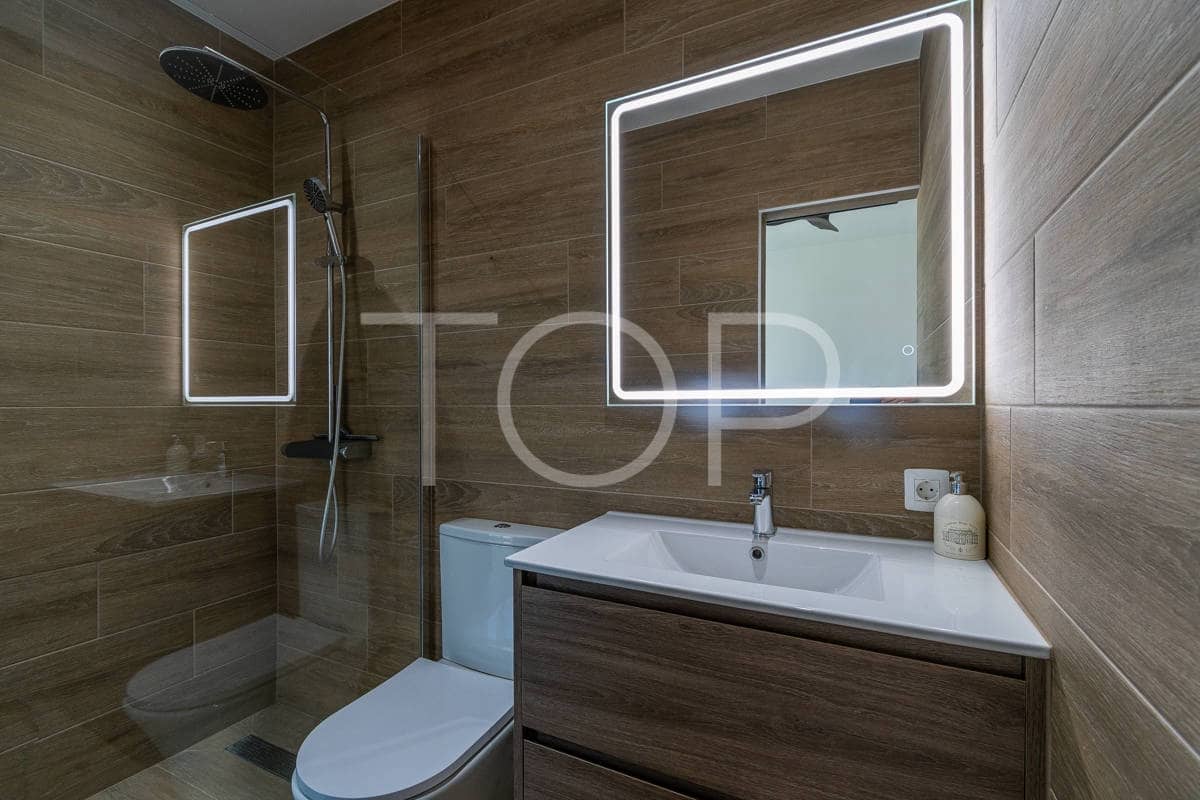 3 slaapkamer Villa te koop in Costa del Silencio met zwembad garage - € 998.000 (Ref: 9124365)