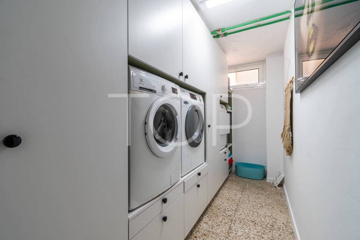 3 slaapkamer Villa te koop in Costa del Silencio met zwembad garage - € 998.000 (Ref: 9124365)