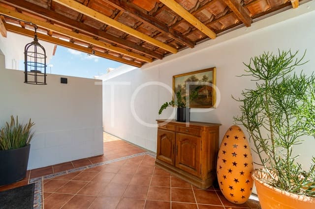 3 chambre Villa/Maison à vendre à Costa del Silencio, Arona avec piscine garage - 998 000 € (Ref: 9124365)