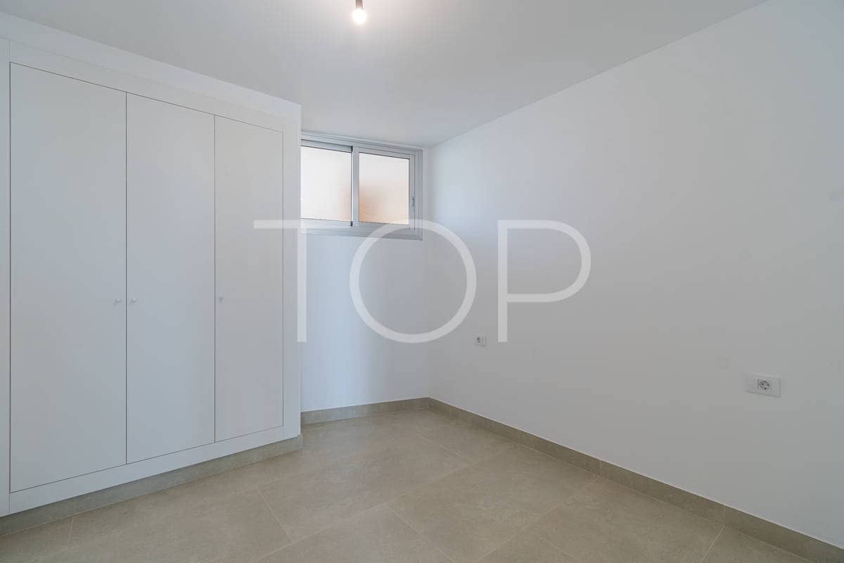 2 Zimmer Wohnung zu verkaufen in Adeje mit Pool - 325.000 € (Ref: 9126403)