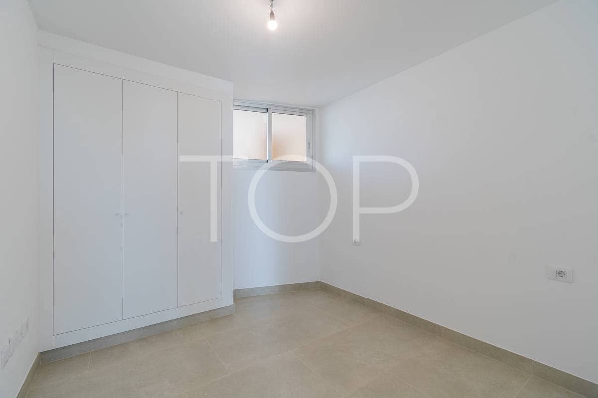 2 Zimmer Wohnung zu verkaufen in Adeje mit Pool - 325.000 € (Ref: 9126403)