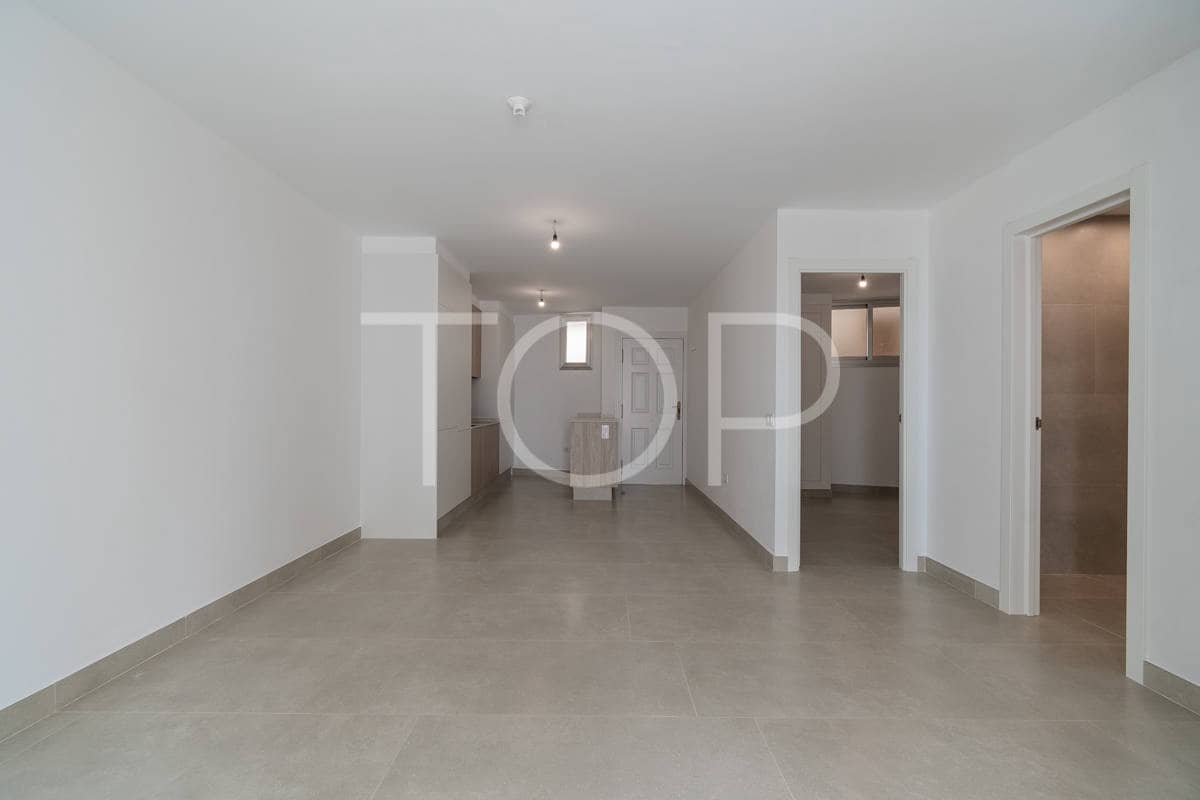 2 Zimmer Wohnung zu verkaufen in Adeje mit Pool - 325.000 € (Ref: 9126403)