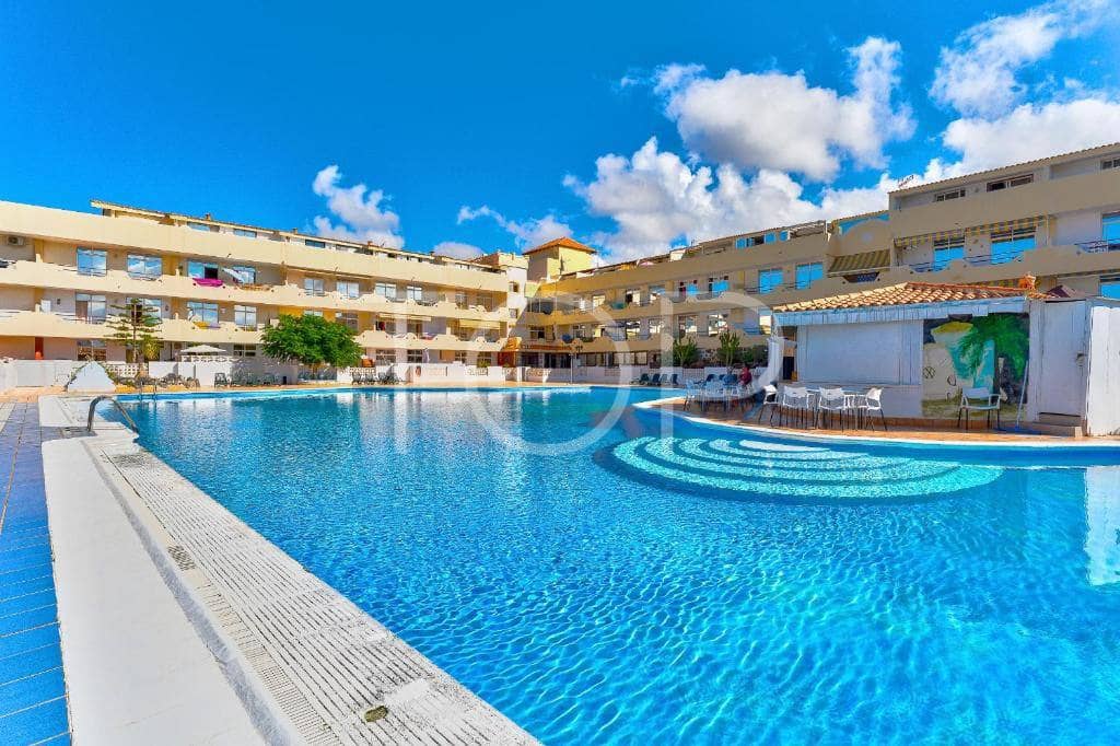 2 soveværelse Rækkehus til salg i Adeje med garage - € 278.000 (Ref: 9133840)