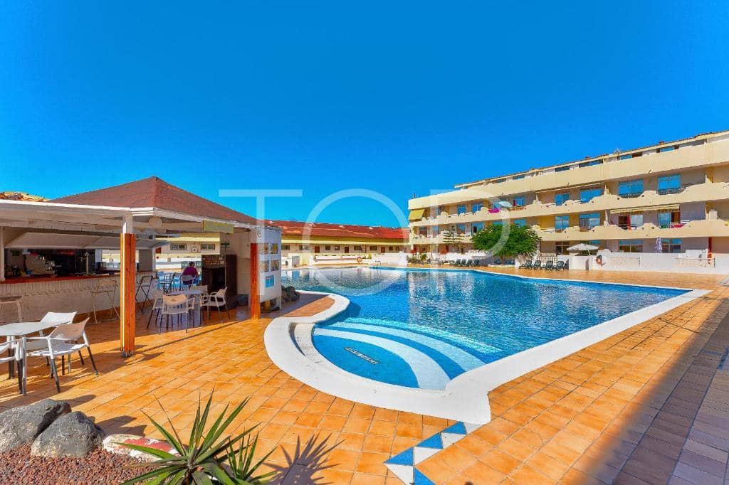 2 soveværelse Rækkehus til salg i Adeje med garage - € 278.000 (Ref: 9133840)