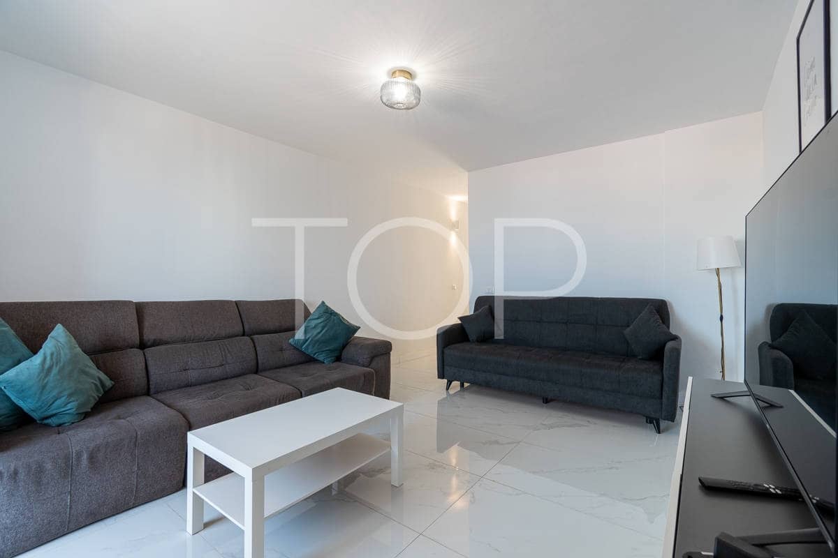 2 soveværelse Rækkehus til salg i Adeje med garage - € 278.000 (Ref: 9133840)