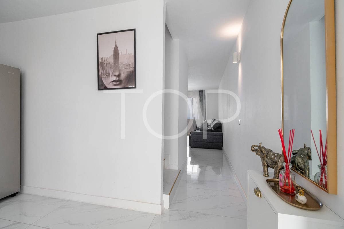 2 soveværelse Rækkehus til salg i Adeje med garage - € 278.000 (Ref: 9133840)