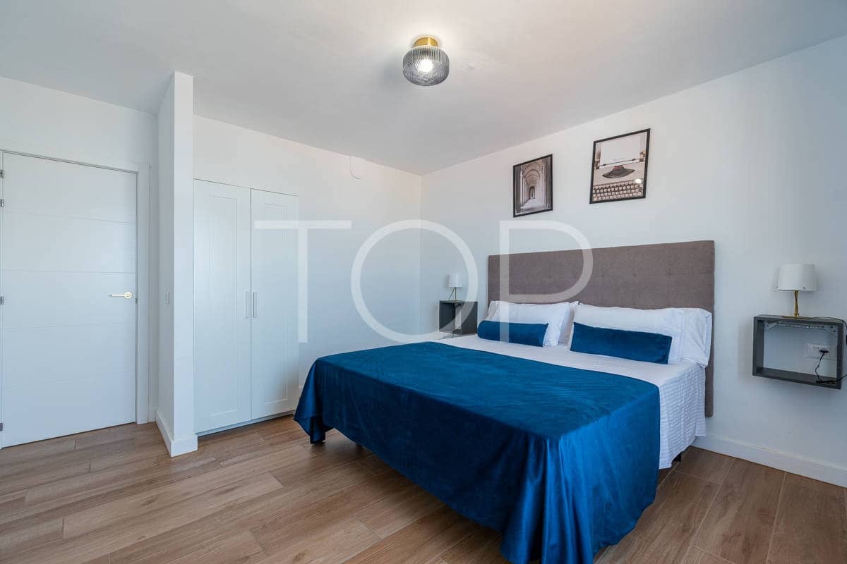 2 soveværelse Rækkehus til salg i Adeje med garage - € 278.000 (Ref: 9133840)