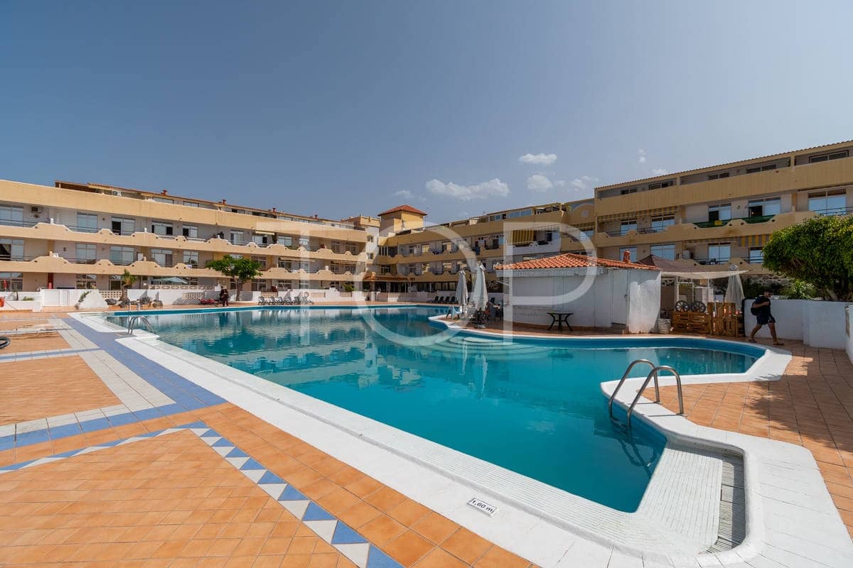 2 soveværelse Rækkehus til salg i Adeje med garage - € 278.000 (Ref: 9133840)