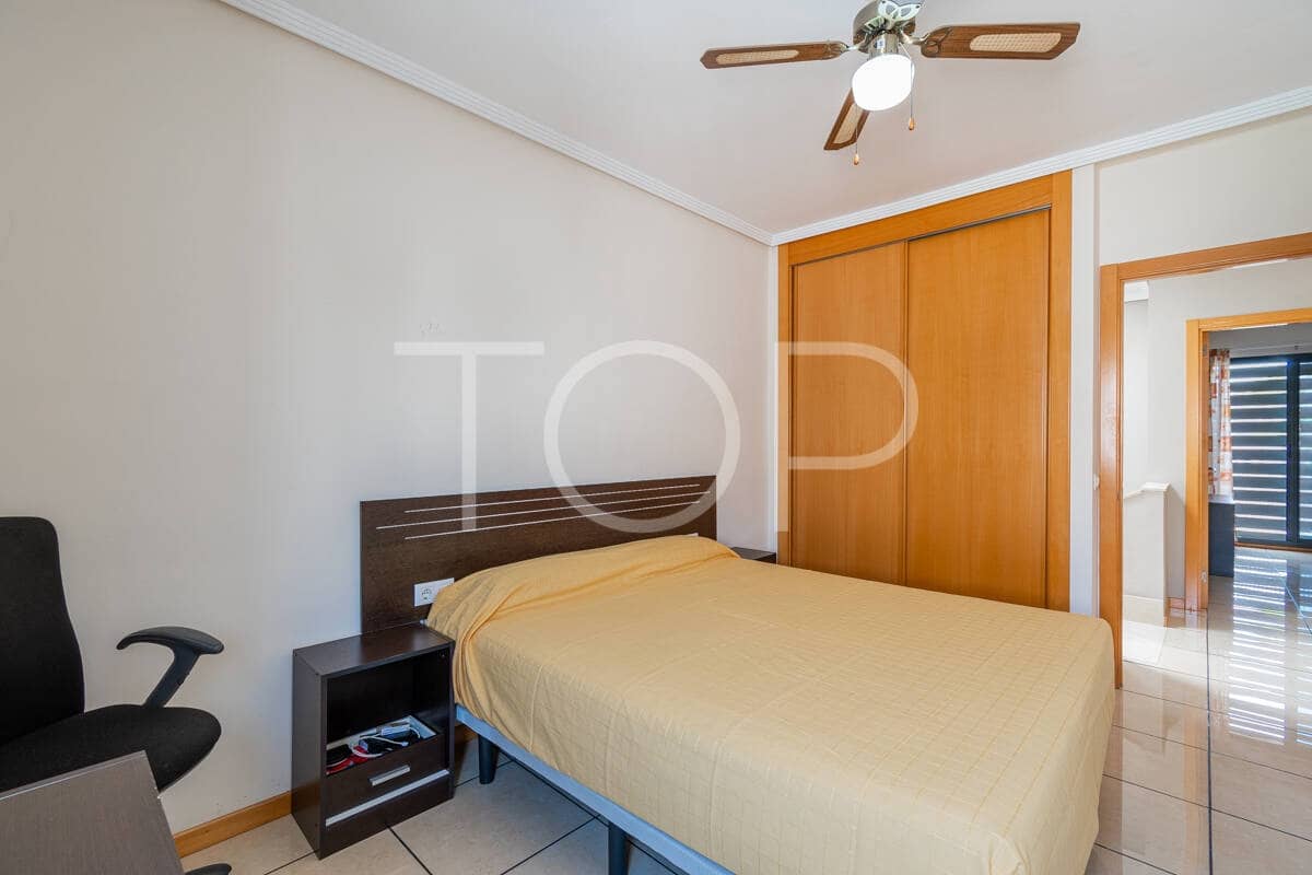 3 soveværelse Rækkehus til salg i Adeje med garage - € 580.000 (Ref: 9153528)