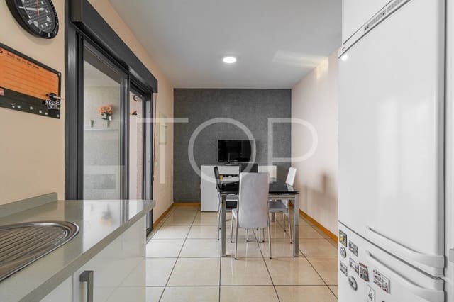 3 slaapkamer Rijtjeshuis te koop in Casco Urbano, Adeje met garage - € 580.000 (Ref: 9153528)
