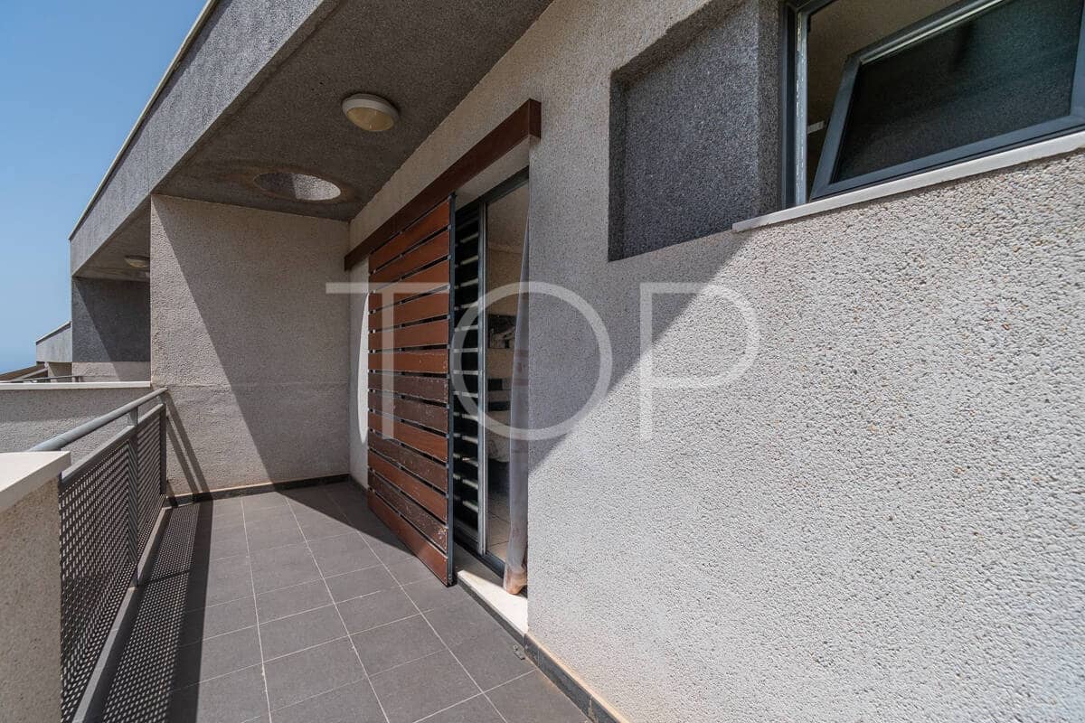 3 soveværelse Rækkehus til salg i Adeje med garage - € 580.000 (Ref: 9153528)