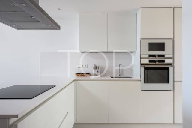 2 chambre Appartement à vendre à Guía de Isora avec piscine garage - 950 000 € (Ref: 9207986)