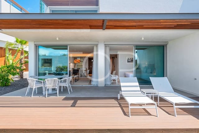 2 chambre Appartement à vendre à Guía de Isora avec piscine garage - 950 000 € (Ref: 9207986)