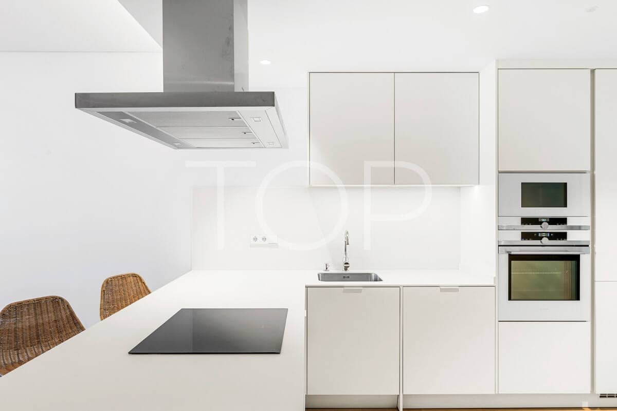 2 sovrum Lägenhet till salu i Guia de Isora med pool garage - 895 000 € (Ref: 9207987)