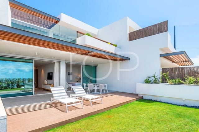 2 slaapkamer Flat te koop in Guía de Isora met zwembad garage - € 895.000 (Ref: 9207987)